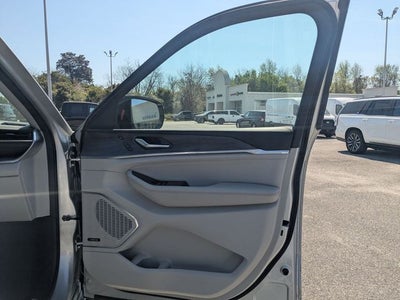 2022 Jeep Grand Cherokee Overland