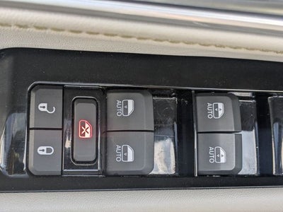 2024 Jeep Wagoneer Base