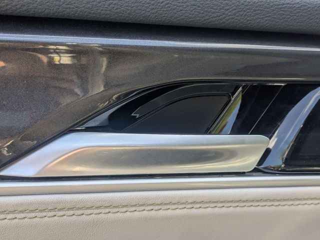 2024 Jeep Wagoneer Base