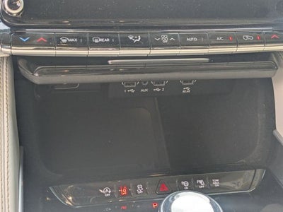 2024 Jeep Wagoneer Base