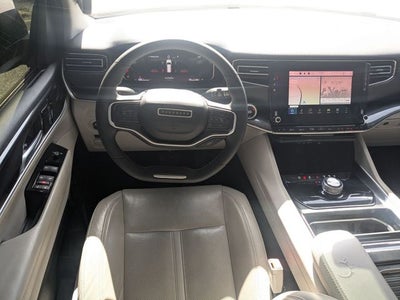 2024 Jeep Wagoneer Base