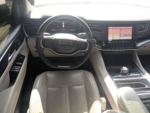 2024 Jeep Wagoneer Base