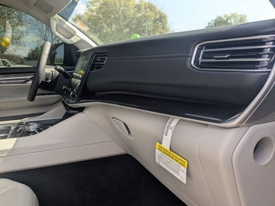 2024 Jeep Wagoneer Base