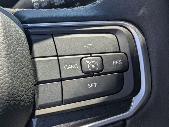 2024 Jeep Wagoneer Base