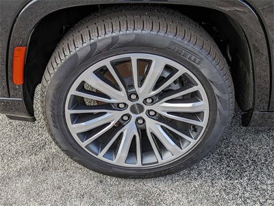 2024 Jeep Grand Wagoneer Series III