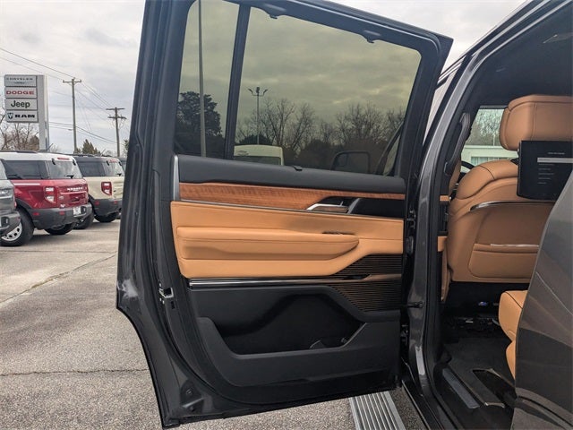 2024 Jeep Grand Wagoneer Series III