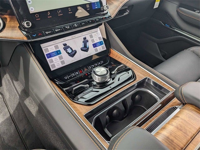 2024 Jeep Grand Wagoneer Series III