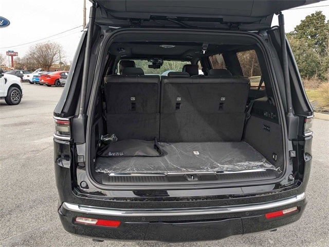 2024 Jeep Grand Wagoneer Series III