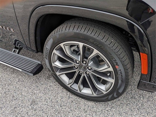 2024 Jeep Grand Wagoneer Series III