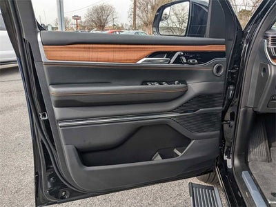 2024 Jeep Grand Wagoneer Series III