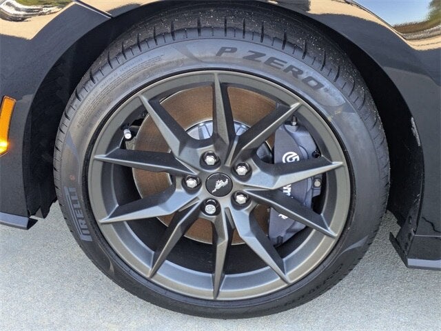 2025 Ford Mustang Dark Horse