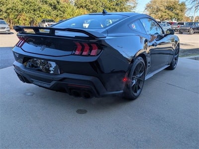 2025 Ford Mustang Dark Horse