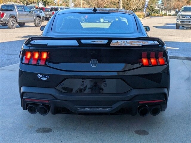2025 Ford Mustang Dark Horse