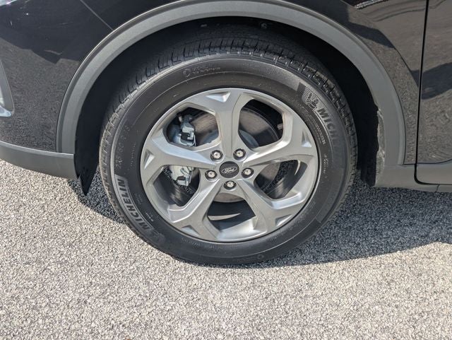 2026 Ford Escape Hybrid ST-Line Select