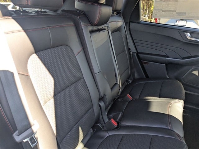 2026 Ford Escape Hybrid ST-Line Elite