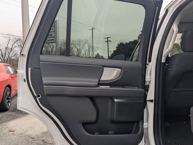 2025 Ford Expedition Active - Photo 23