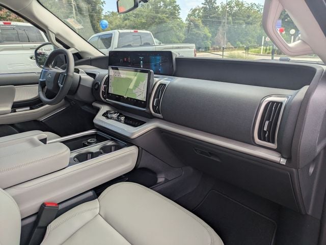 2027 Ford Expedition Active