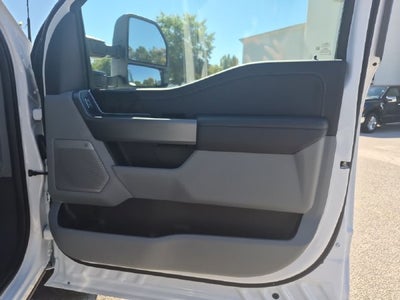 2027 Ford F-250SD XLT