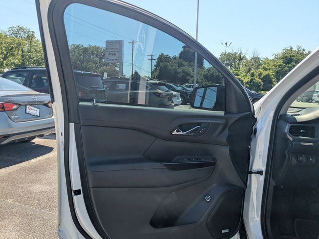 2021 GMC Acadia AT4