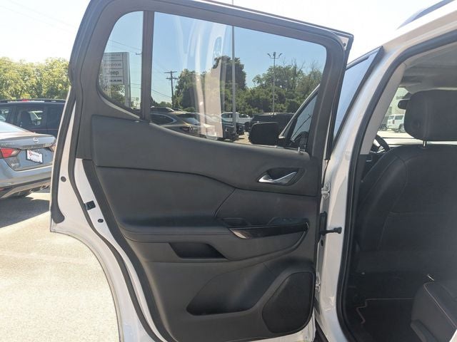 2021 GMC Acadia AT4