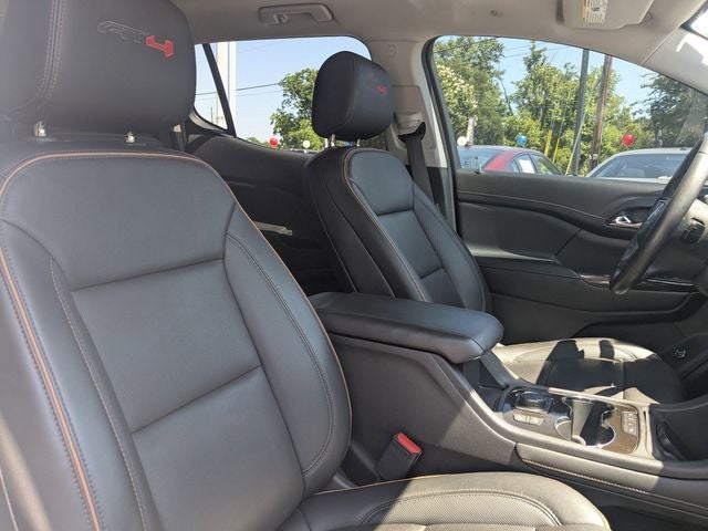 2021 GMC Acadia AT4