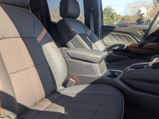 2025 GMC Canyon AT4
