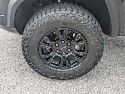 2023 GMC Canyon AT4X