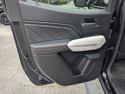 2023 GMC Canyon AT4X