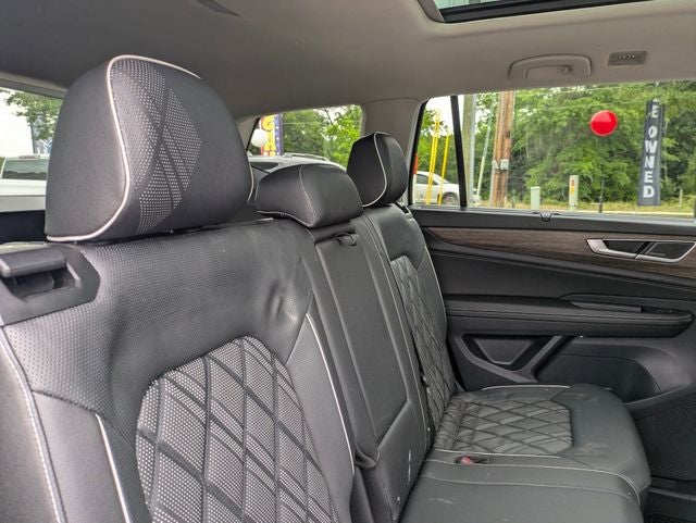 2025 Volkswagen Atlas 2.0T SEL Premium R-Line