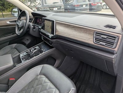 2025 Volkswagen Atlas 2.0T SEL Premium R-Line