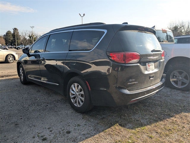 2017 Chrysler Pacifica Touring L
