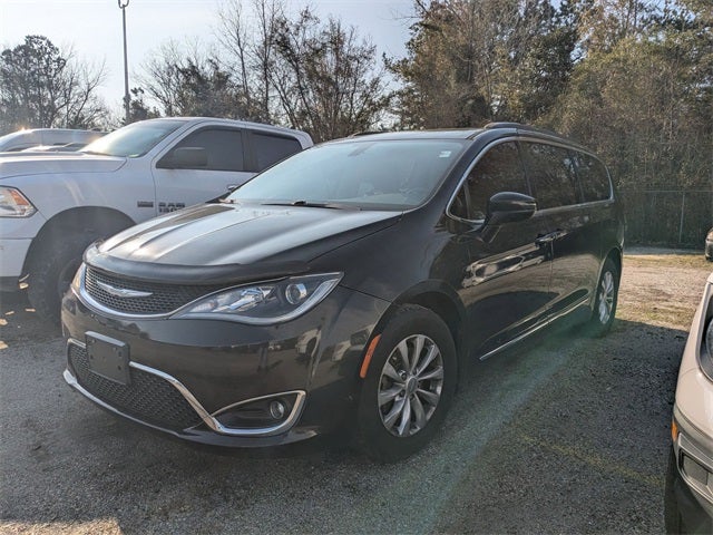 2017 Chrysler Pacifica Touring L