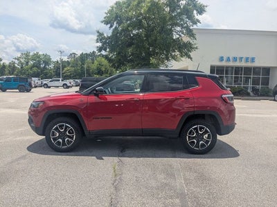 2025 Jeep Compass Trailhawk