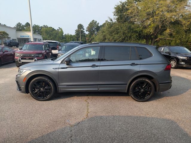 2022 Volkswagen Tiguan 2.0T SE R-Line Black