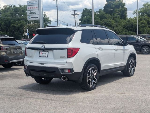 2023 Honda Passport Elite