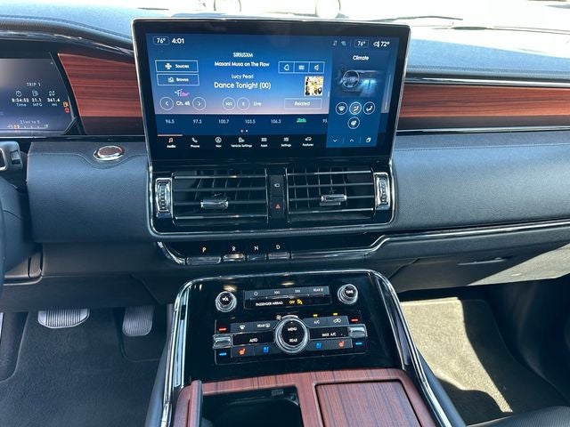 2024 Lincoln Navigator L Premiere