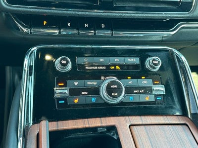 2024 Lincoln Navigator L Premiere