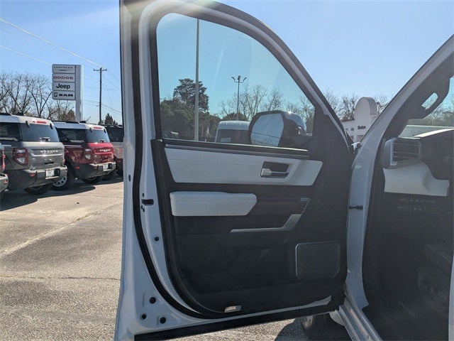 2023 Toyota Sequoia Base