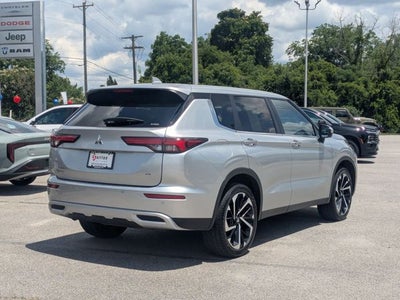 2024 Mitsubishi Outlander SE