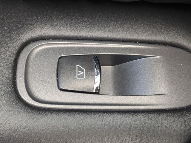 2023 Nissan Armada SV