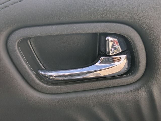 2023 Nissan Armada SV