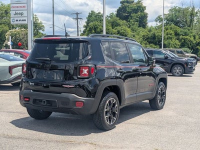 2023 Jeep Renegade Trailhawk