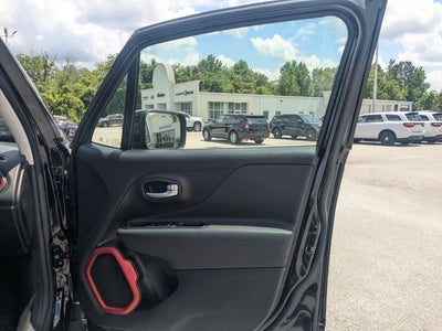 2023 Jeep Renegade Trailhawk