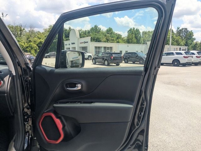 2023 Jeep Renegade Trailhawk