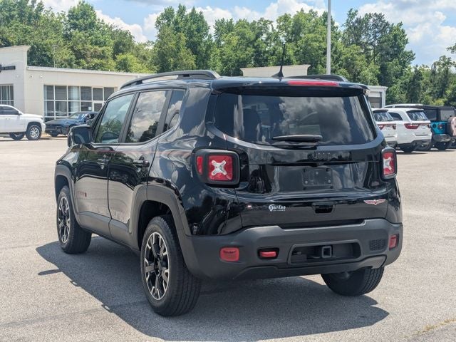 2023 Jeep Renegade Trailhawk